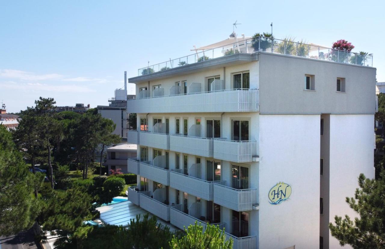 Hotel Meuble Nazionale Lignano Sabbiadoro Exteriör bild